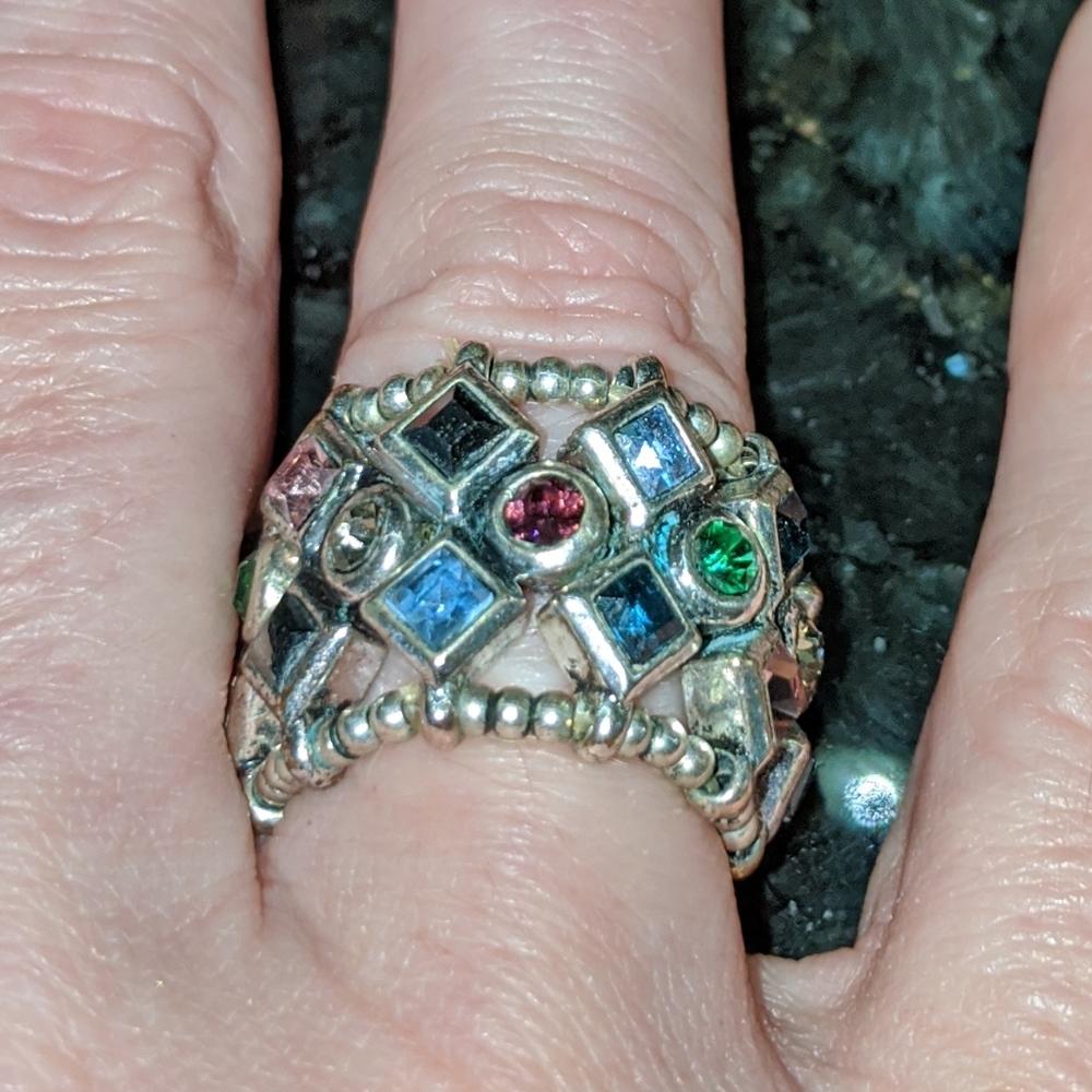 Stretch Multi-color Crystal Ring - Picture 5 of 7